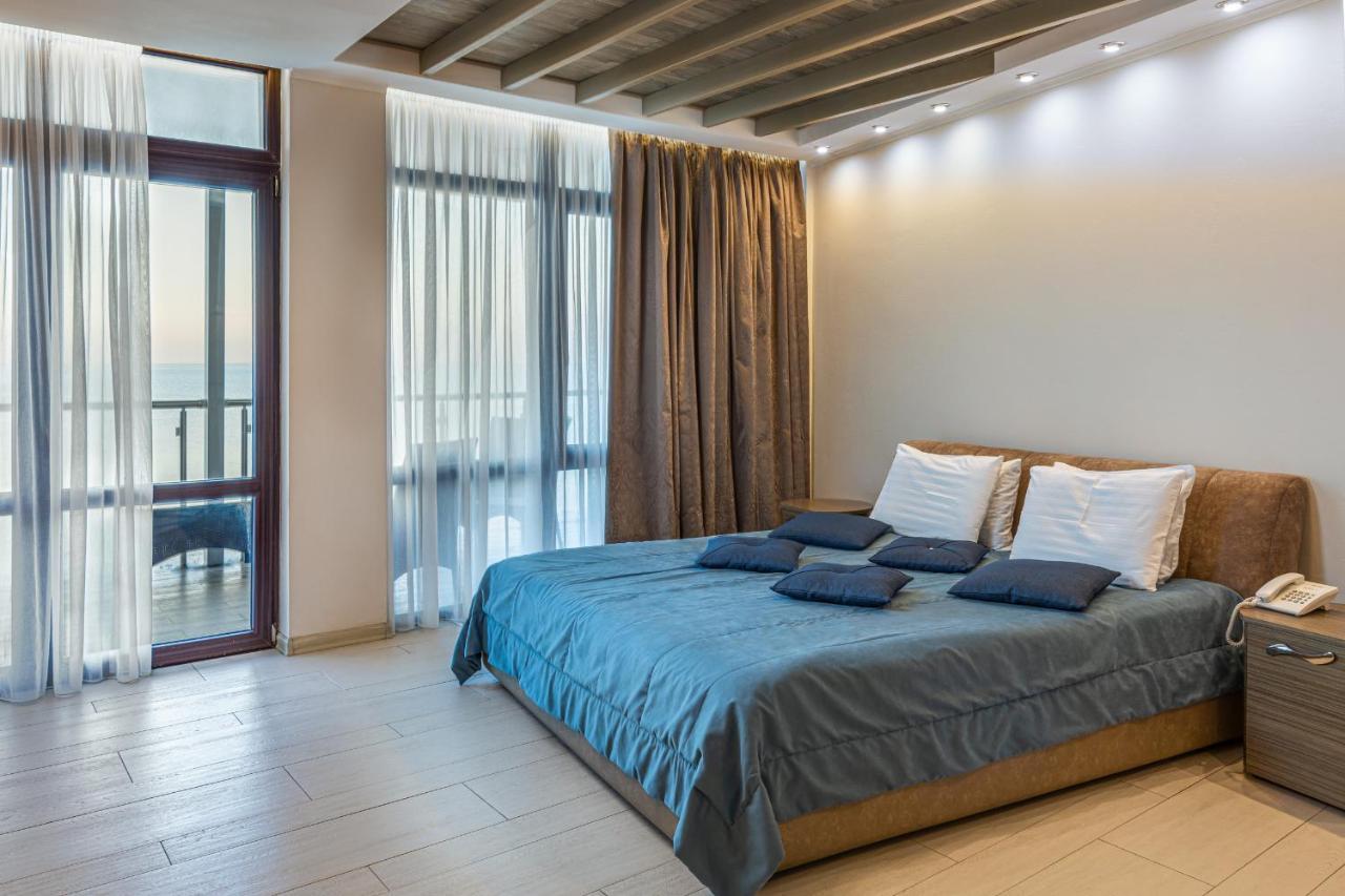 Design Hotel Skopeli Одеса Екстериор снимка