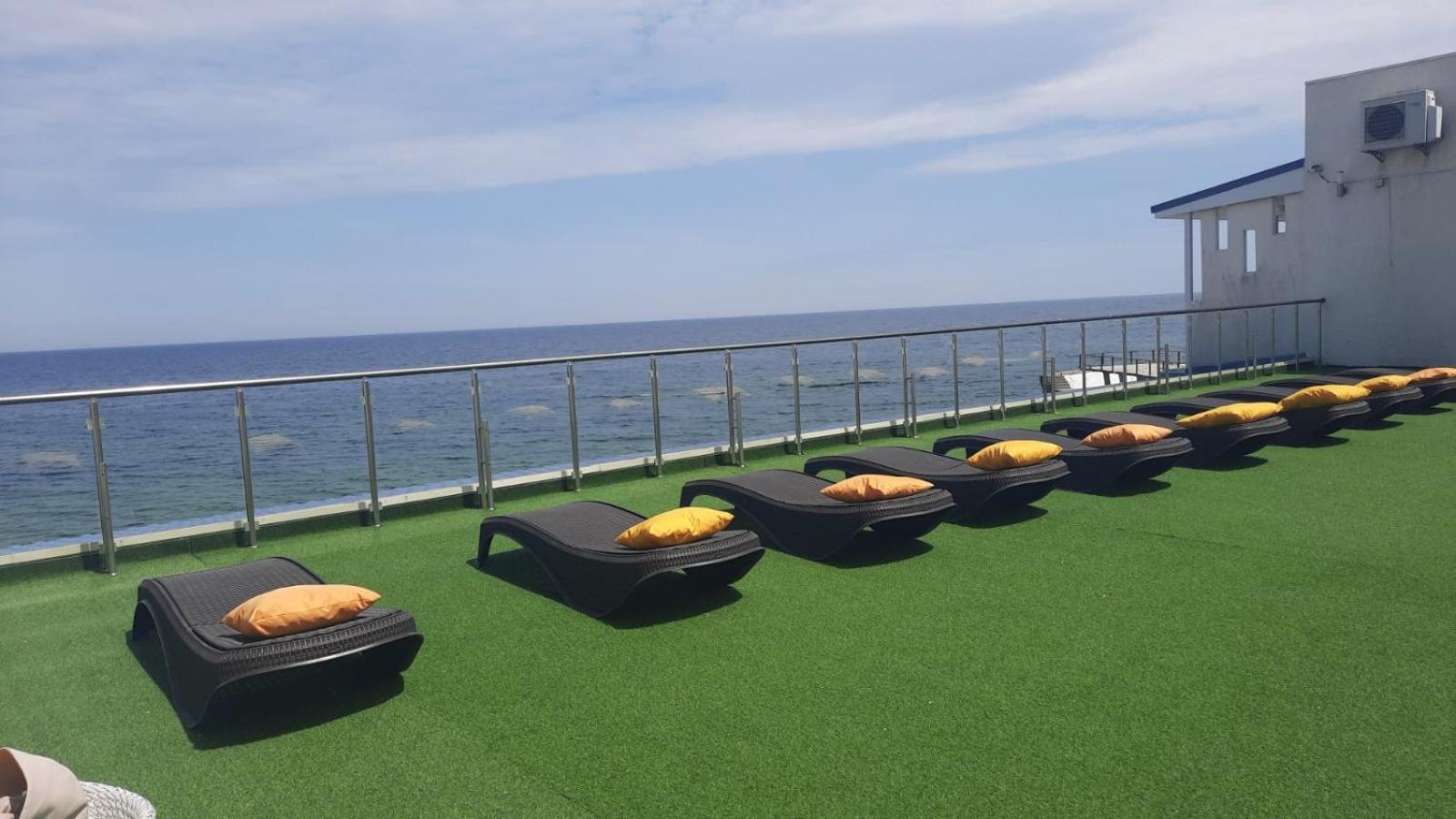 Design Hotel Skopeli Одеса Екстериор снимка